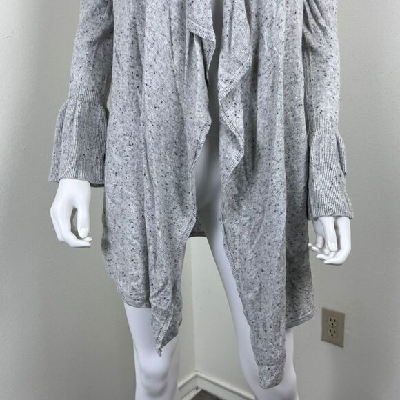 Moth Lyra Women Size S Wool Cashmere Speckled Gray Bell Sleeve Cardigan Sweater - Picture 8 of 16